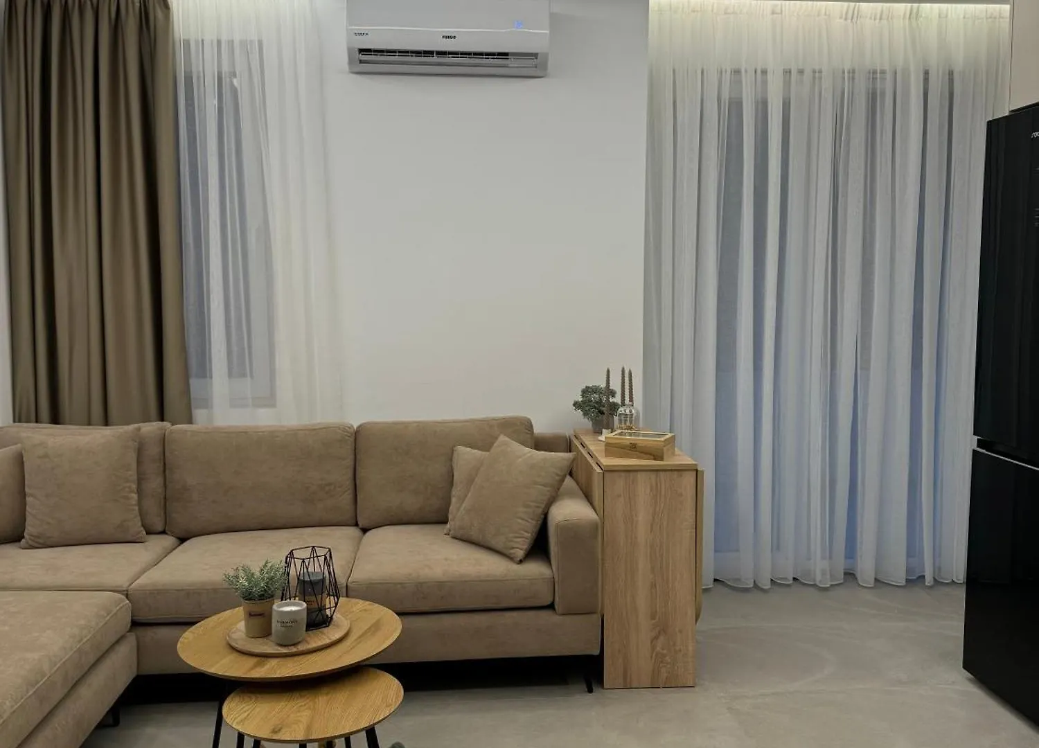 Lovely 2-Bedroom Free Parking Natural Home Golem